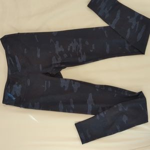 Lululemon Wonder Unders Size 4